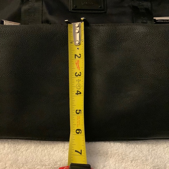 Steve Madden Black Carryall Tote Bag - Picture 3 of 12